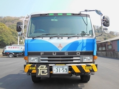 10KLバキューム式タンクローリー車